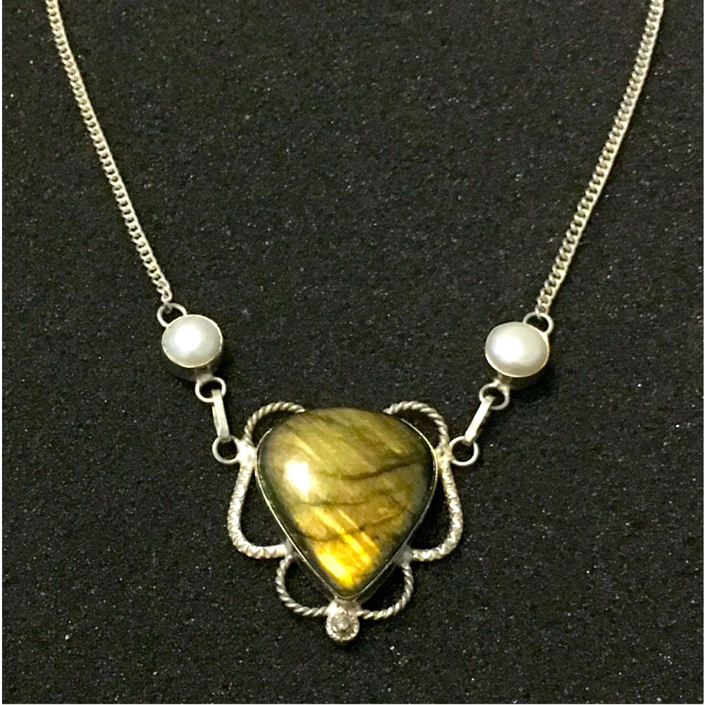 ⚫️Brand New Sterling Silver Teardrop Labradorite With Pearls Pendant Necklace